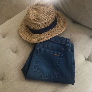 Michael Kors Ankle Mid-Rise Size 8 Medium Wash